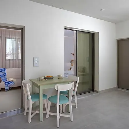 Galazio Aparthotel 4*